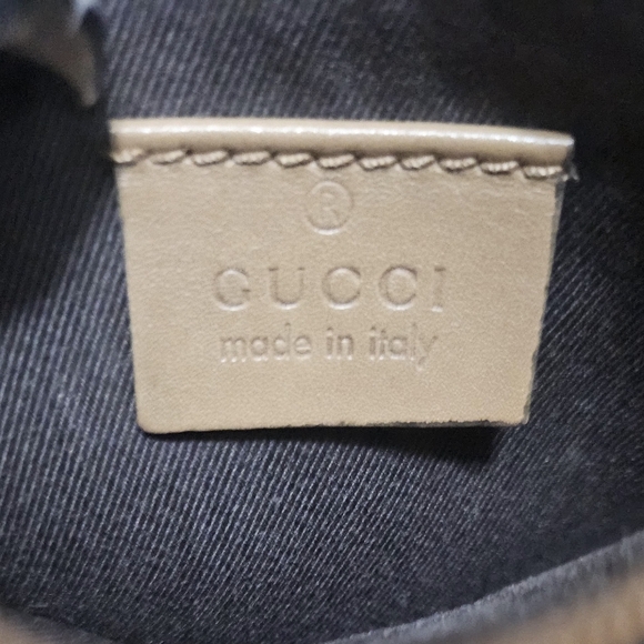 AUTHENTIC GUCCI gg monogram TOTE with attached pouch - Picture 6 of 7